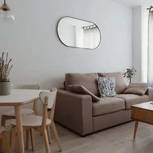 https://apartamentos-progres.topbarcelonahotels.com